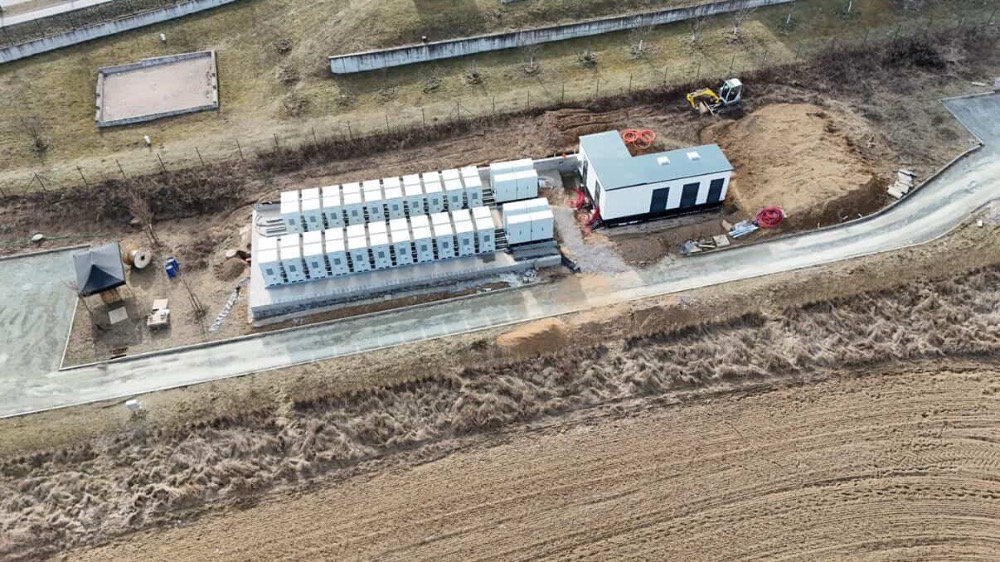 Instalace konstrukce a zapojení bateriového úložiště